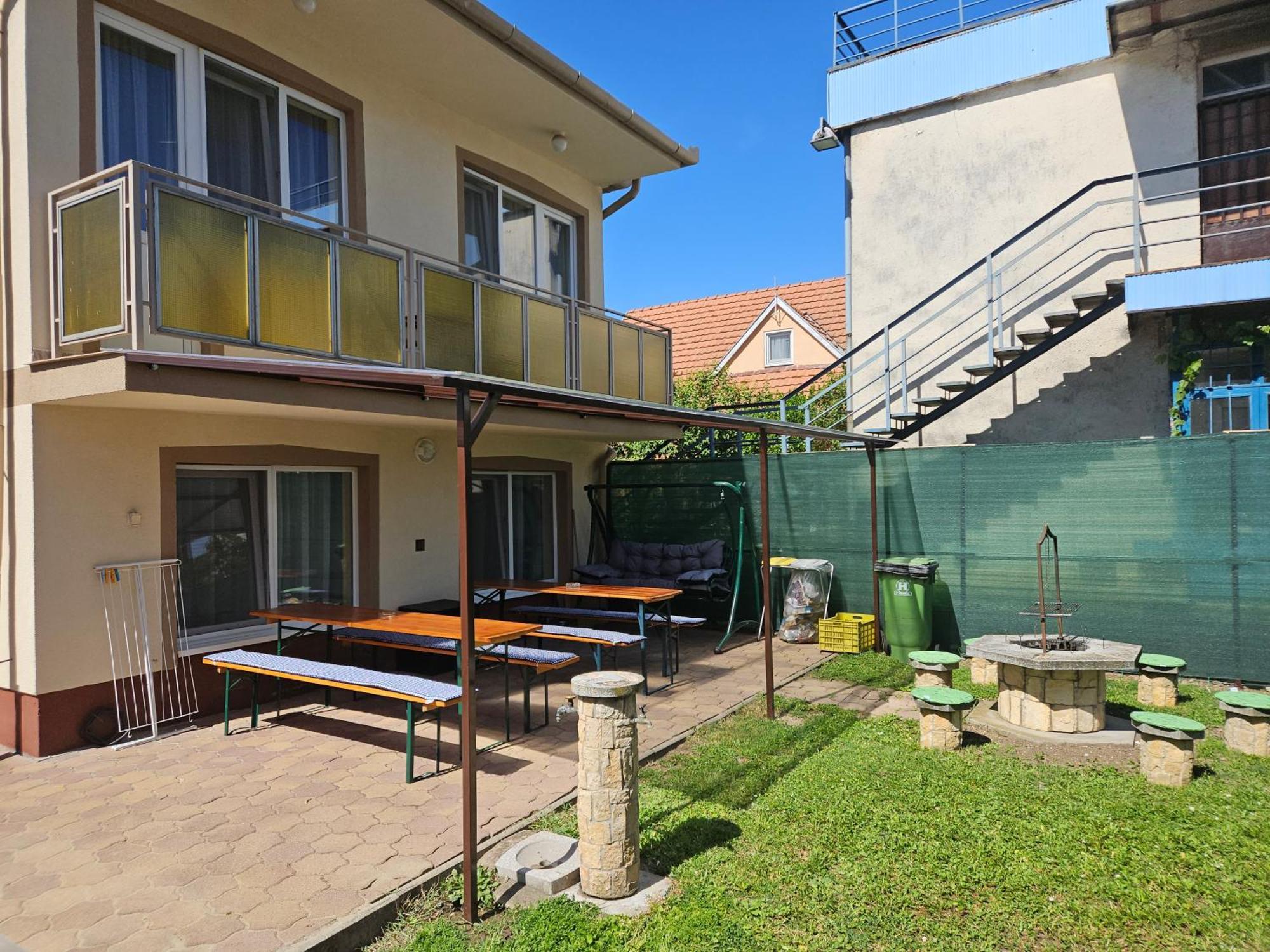 Ada 2 Apartmanhaz Hajdúszoboszló Екстериор снимка