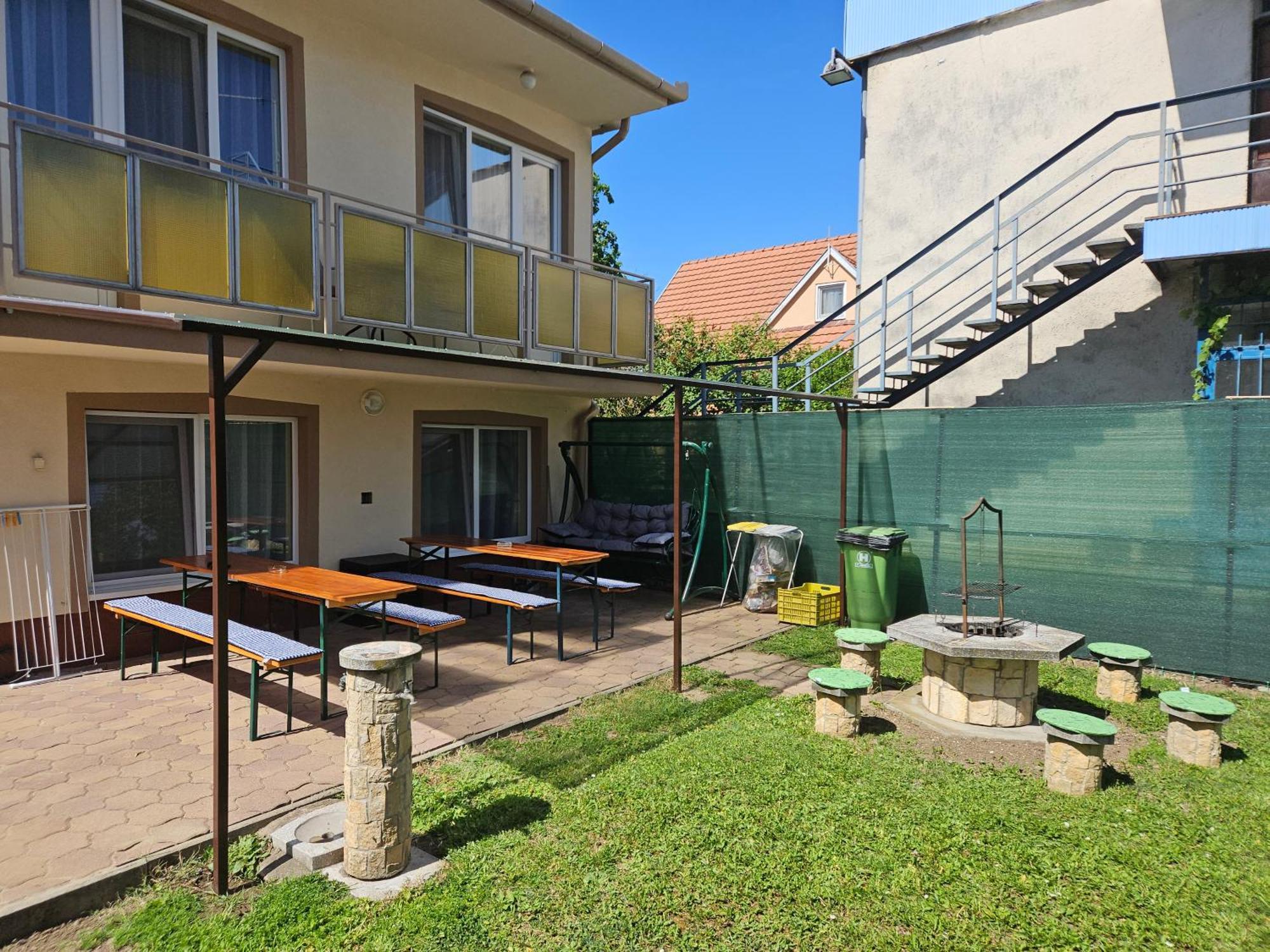 Ada 2 Apartmanhaz Hajdúszoboszló Екстериор снимка