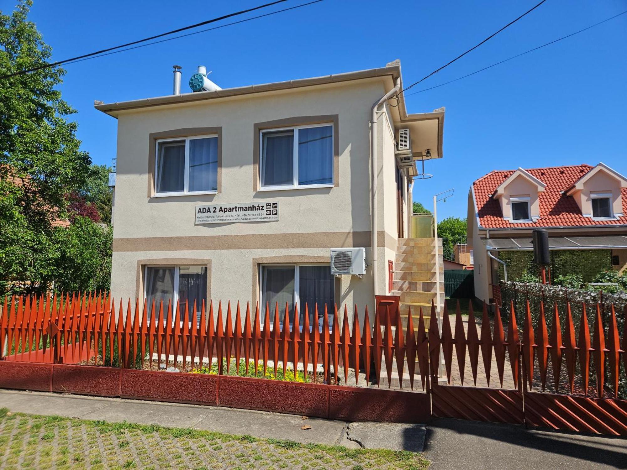 Ada 2 Apartmanhaz Hajdúszoboszló Екстериор снимка
